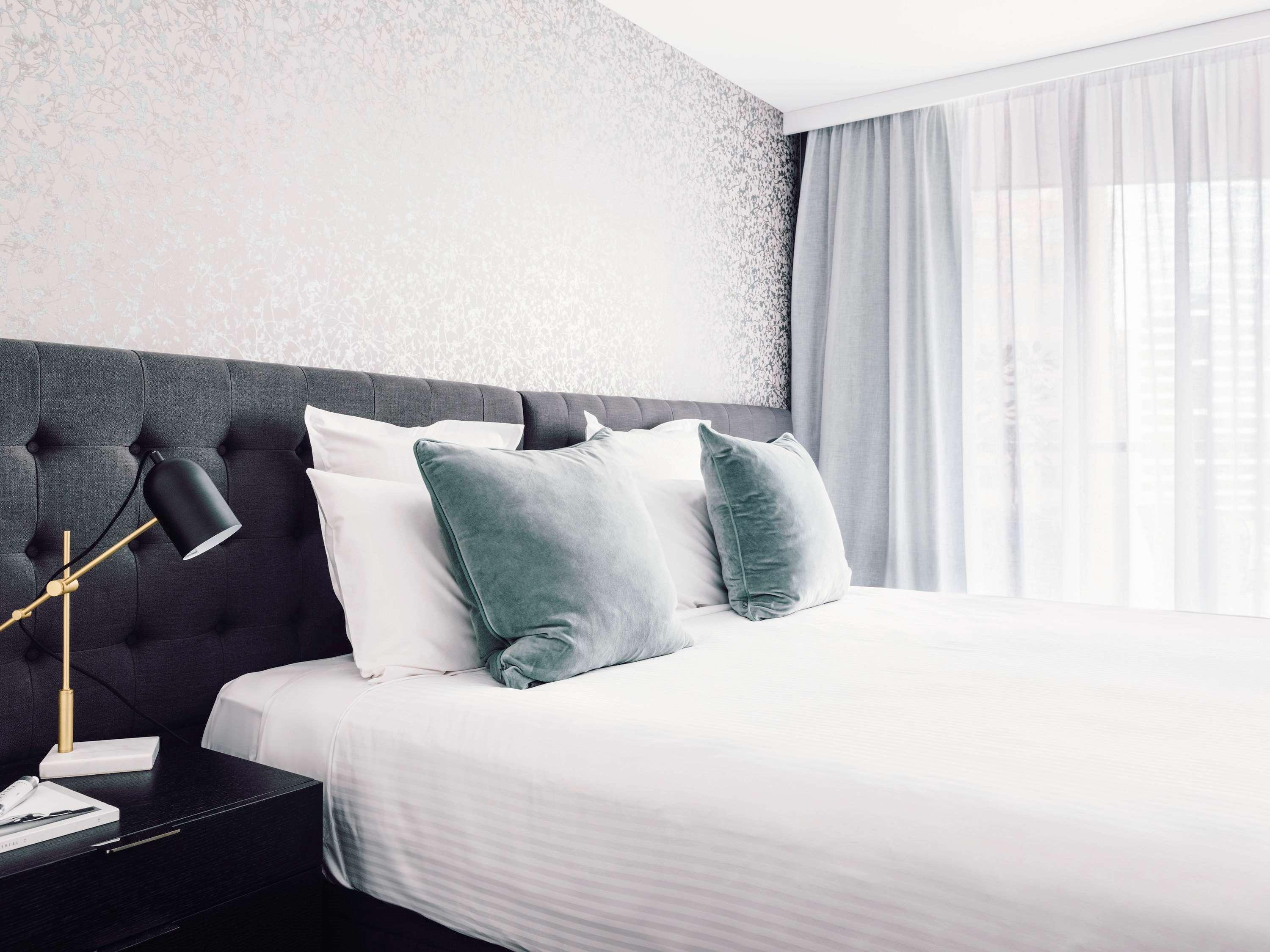 Quay West Hotel Melbourne